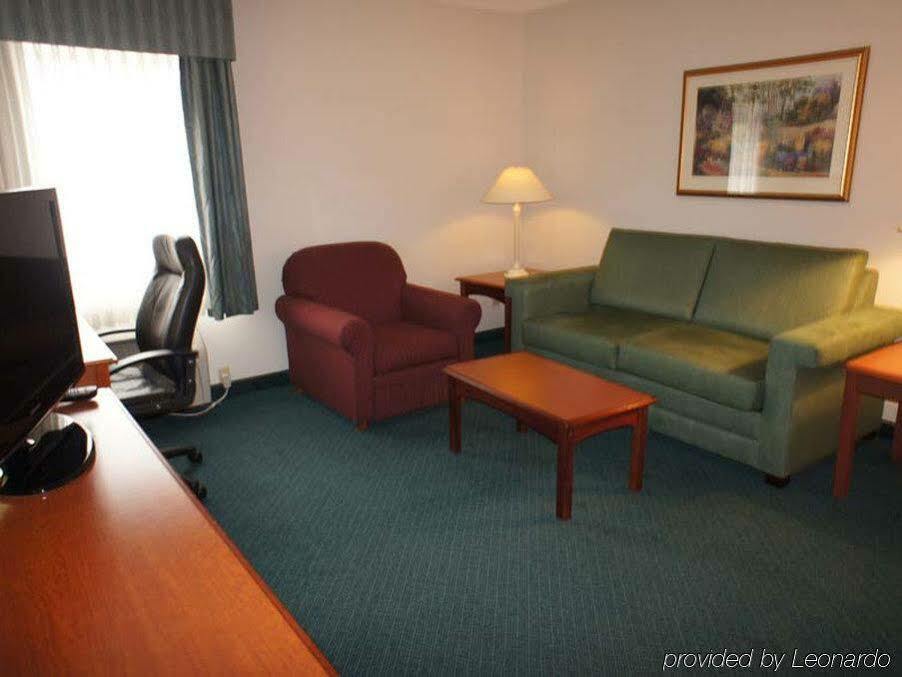 La Quinta Inn By Wyndham Cleveland Independence Buitenkant foto